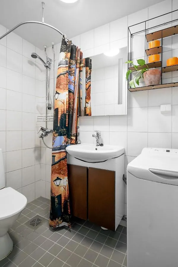 Wehost Spacious Traveller'S Hq Above Metro @Vilhonvuorenkuja 16 Apartment Helsinki
