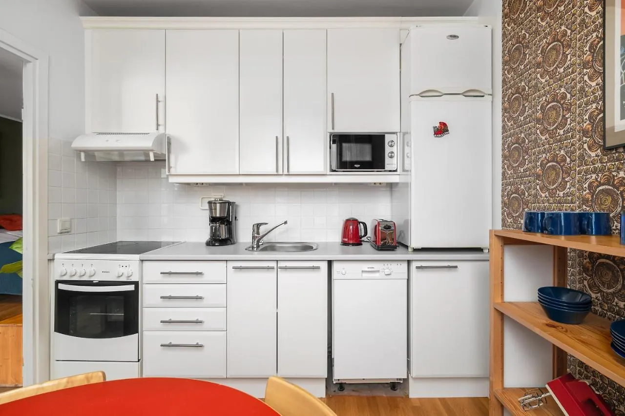 Wehost Spacious Traveller'S Hq Above Metro @Vilhonvuorenkuja 16 Apartment Helsinki Finland